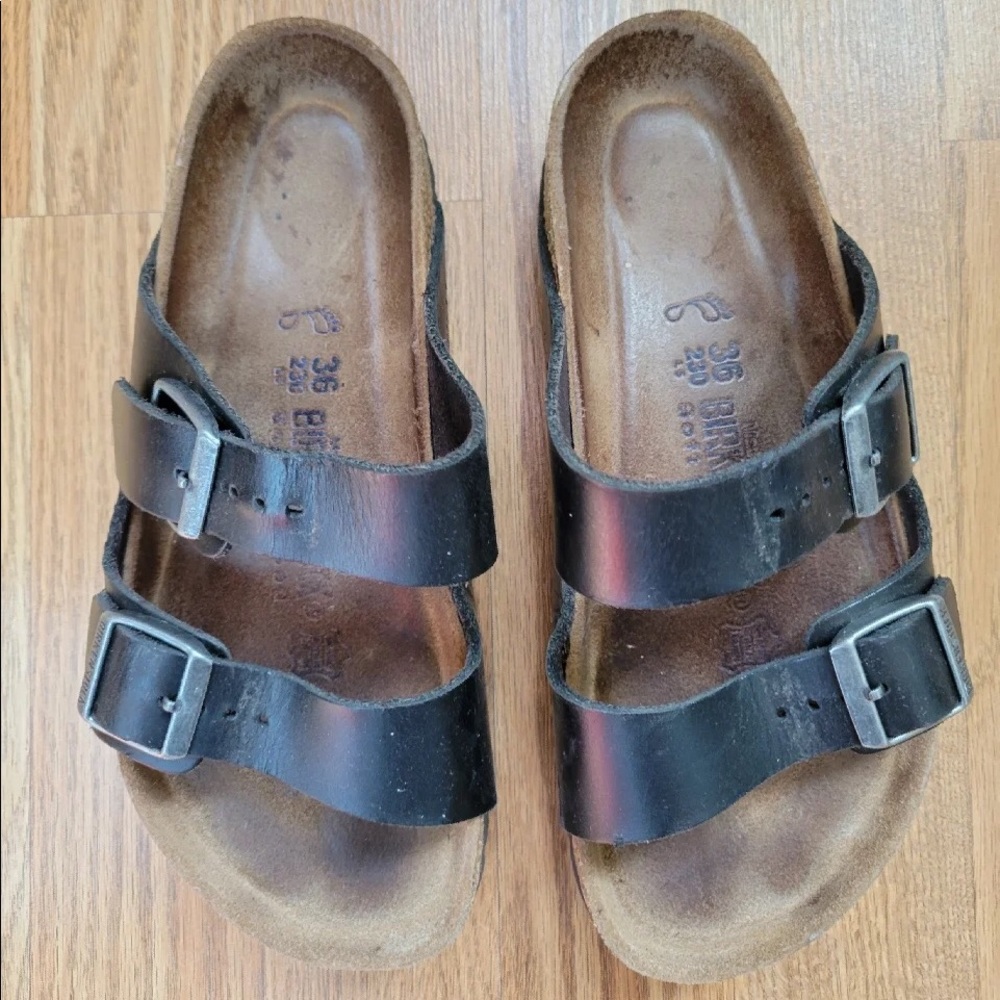 BIRKENSTOCK Arizona sandals - Picture 8 of 8